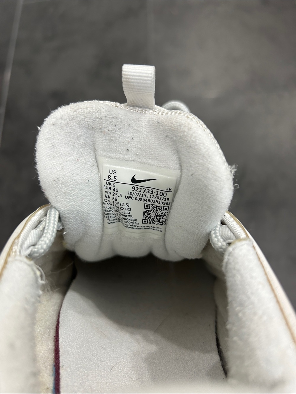 White Nike Air Max 97 - Picture 5 of 7